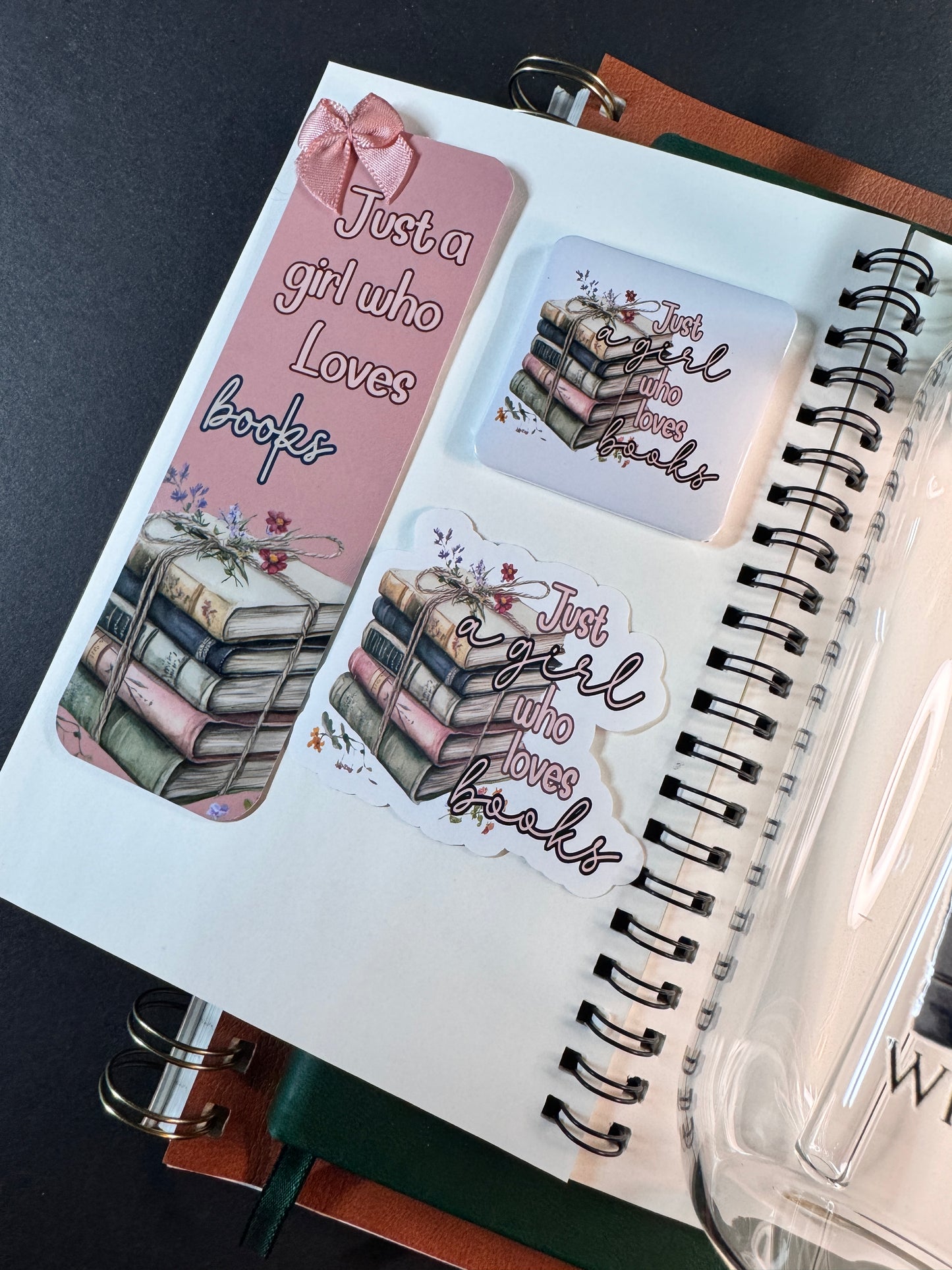 Just a Girl Who Loves Books Gift Set